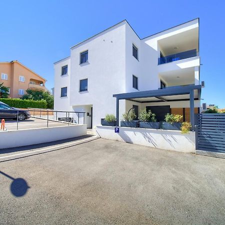 Apartments Nadica Deluxe Malinska Zewnętrze zdjęcie