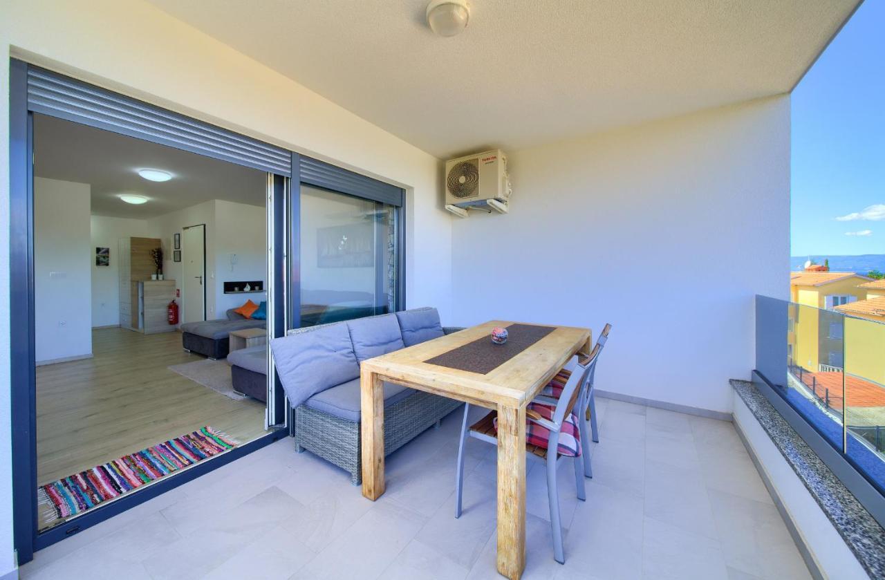 Apartments Nadica Deluxe Malinska Zewnętrze zdjęcie