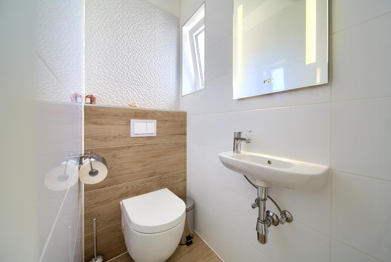 Apartments Nadica Deluxe Malinska Zewnętrze zdjęcie